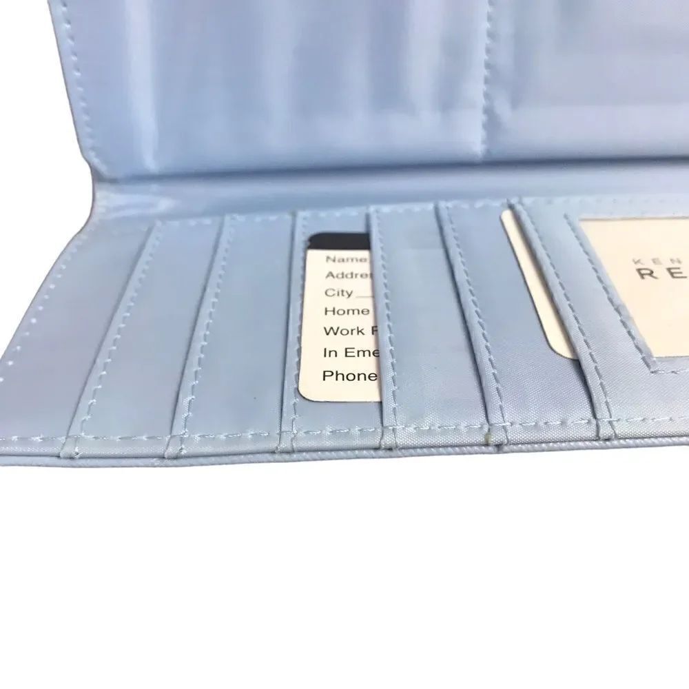 Kenneth Cole Woman’s Wallet - Picture 3 of 7